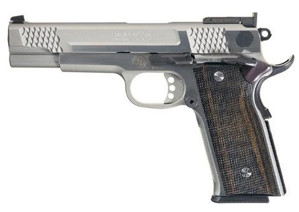 SMITH & WESSON 945 SPECIAL PERFORMANCE CENTER .45 MATCH PISTOL For